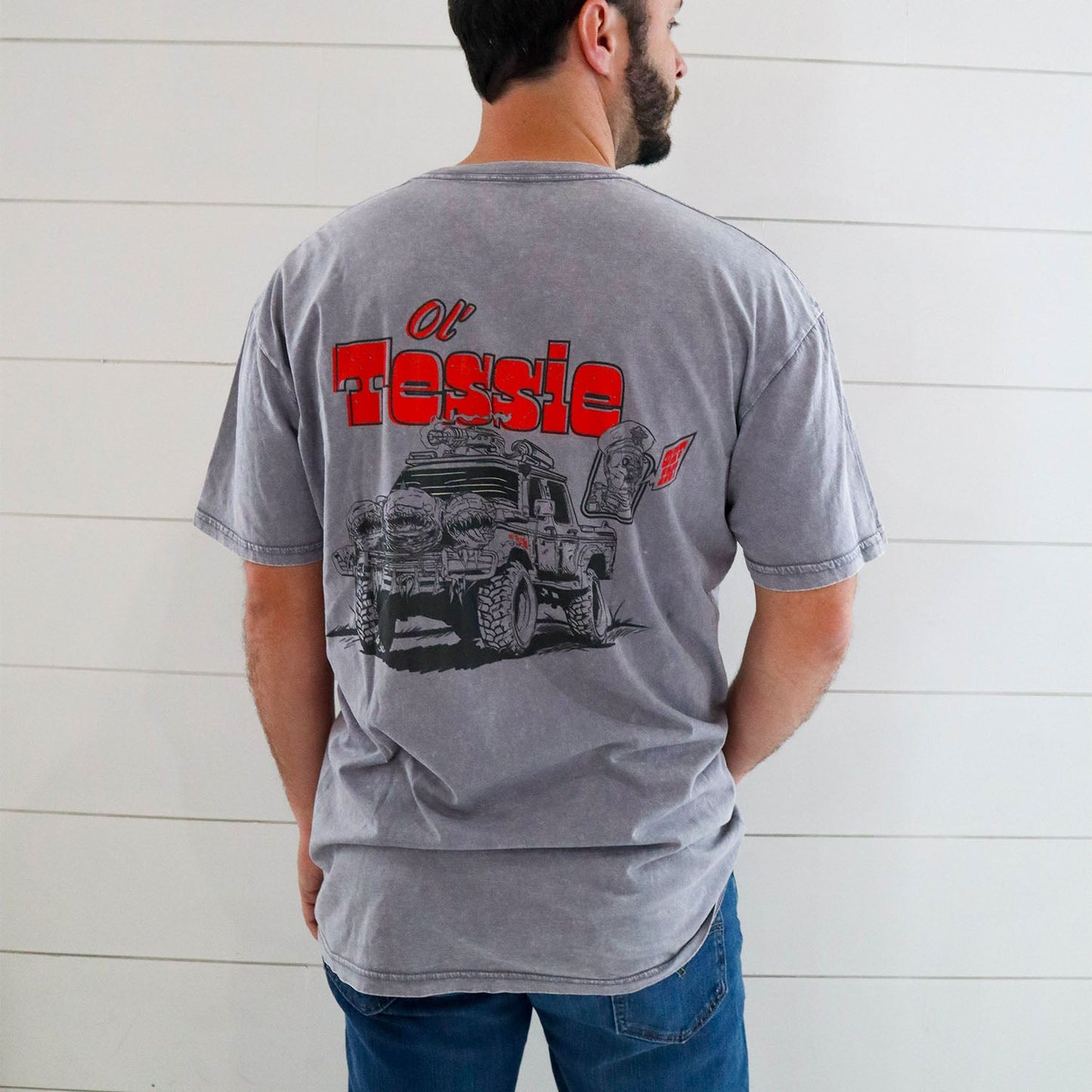 Call of Duty: Black Ops 7 Ol' Tessie Fully Equipped Grey T-Shirt - Back View on Model