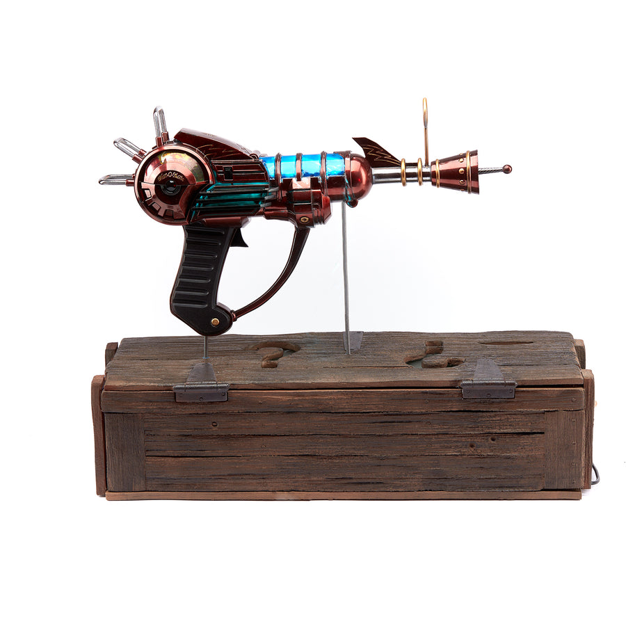 Offical Cod Ray Gun Call of Duty Crewnecks & Jumpers - Official Call of Duty Store